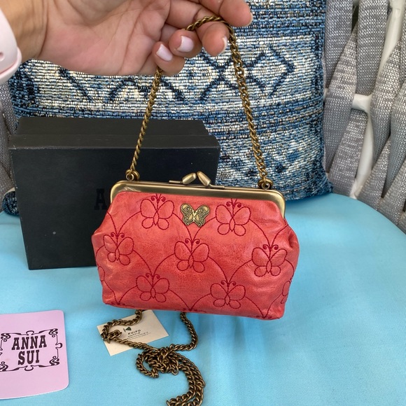 Vintage Anna Sui small bag with detachable cross body chain. - Picture 4 of 6